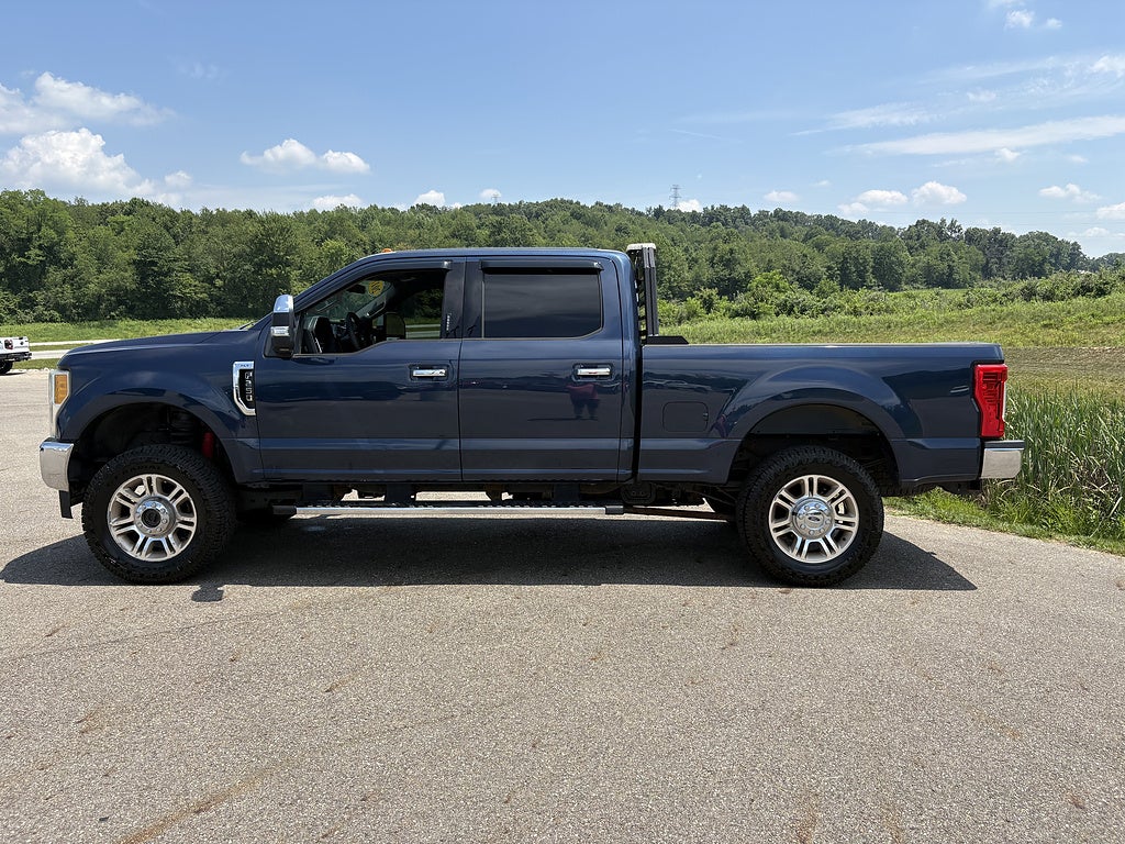 2017 Ford Super Duty F-250 SRW XLT