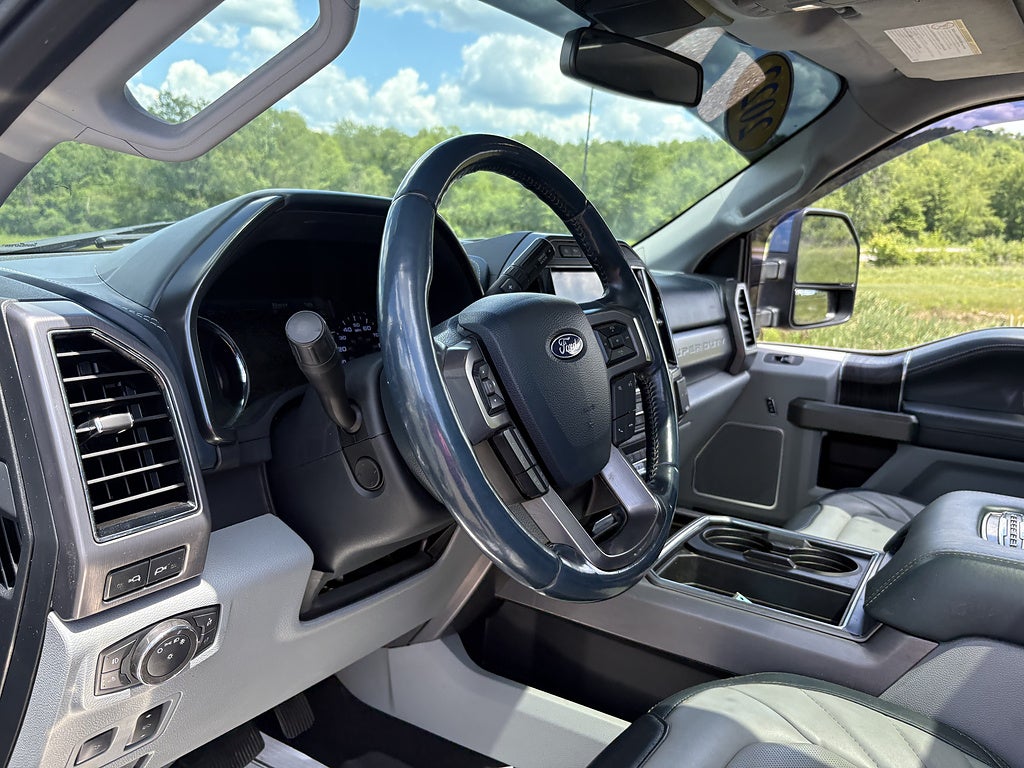 2022 Ford Super Duty F-350 SRW Limited