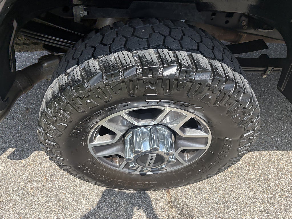 2023 Ford Super Duty F-250 SRW Lariat