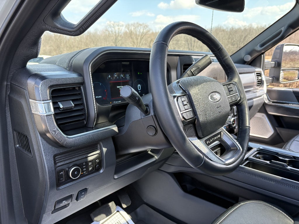 2026 Ford Super Duty F-350 SRW Platinum