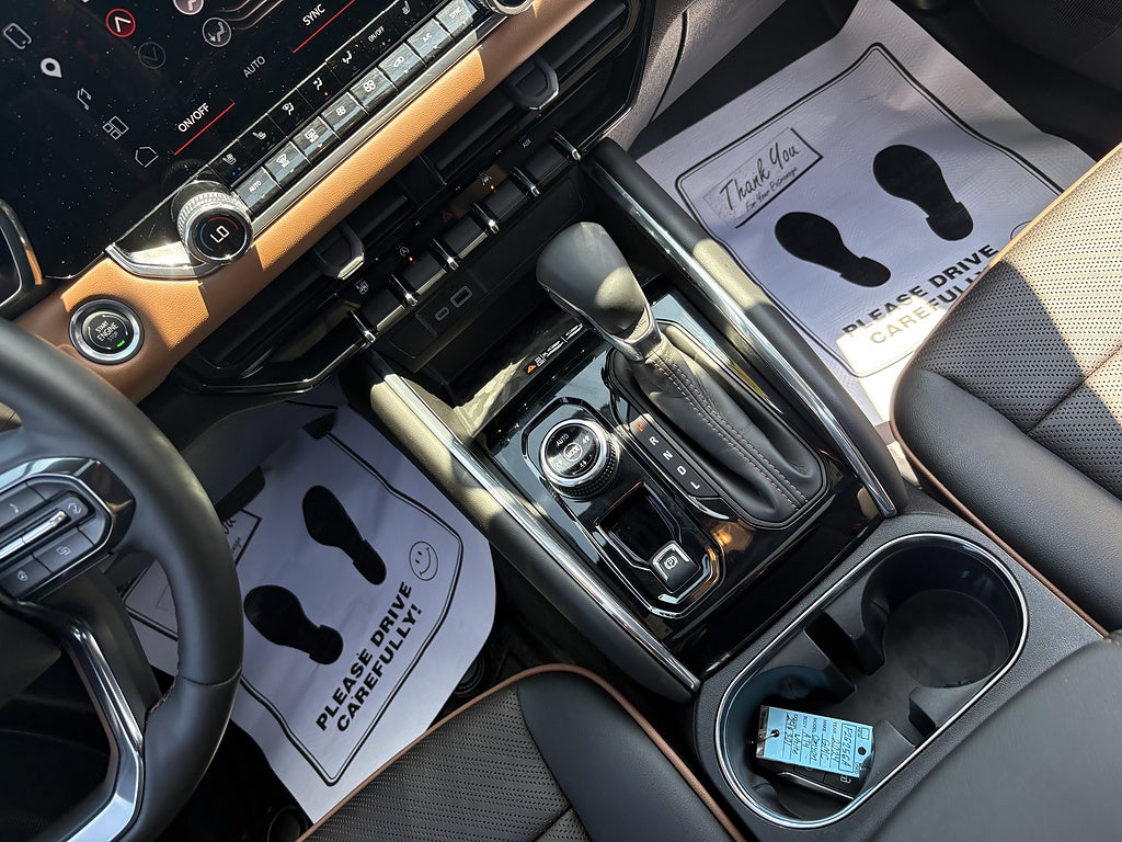 2024 GMC Canyon AT4
