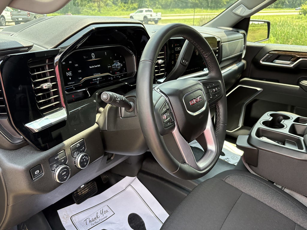2025 GMC Sierra 1500 Elevation Standard