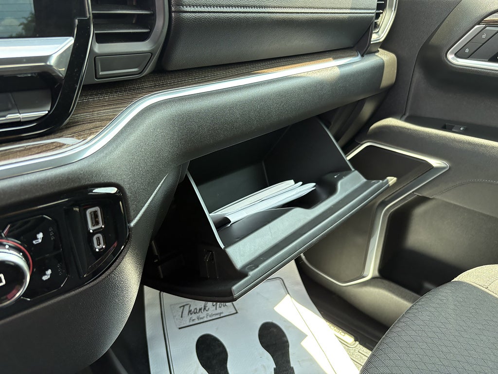 2025 GMC Sierra 1500 Elevation Standard