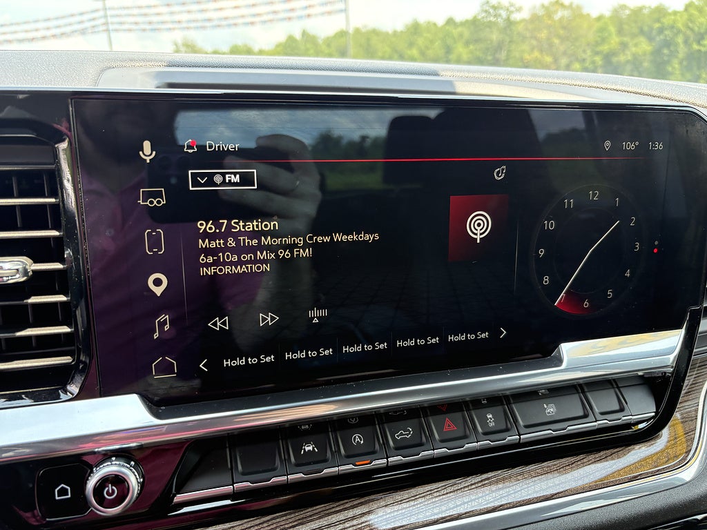 2025 GMC Sierra 1500 Elevation Standard