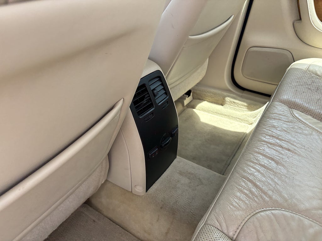 2011 Lincoln MKS Base