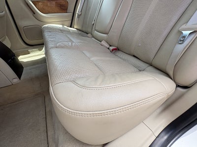 2011 Lincoln MKS Base