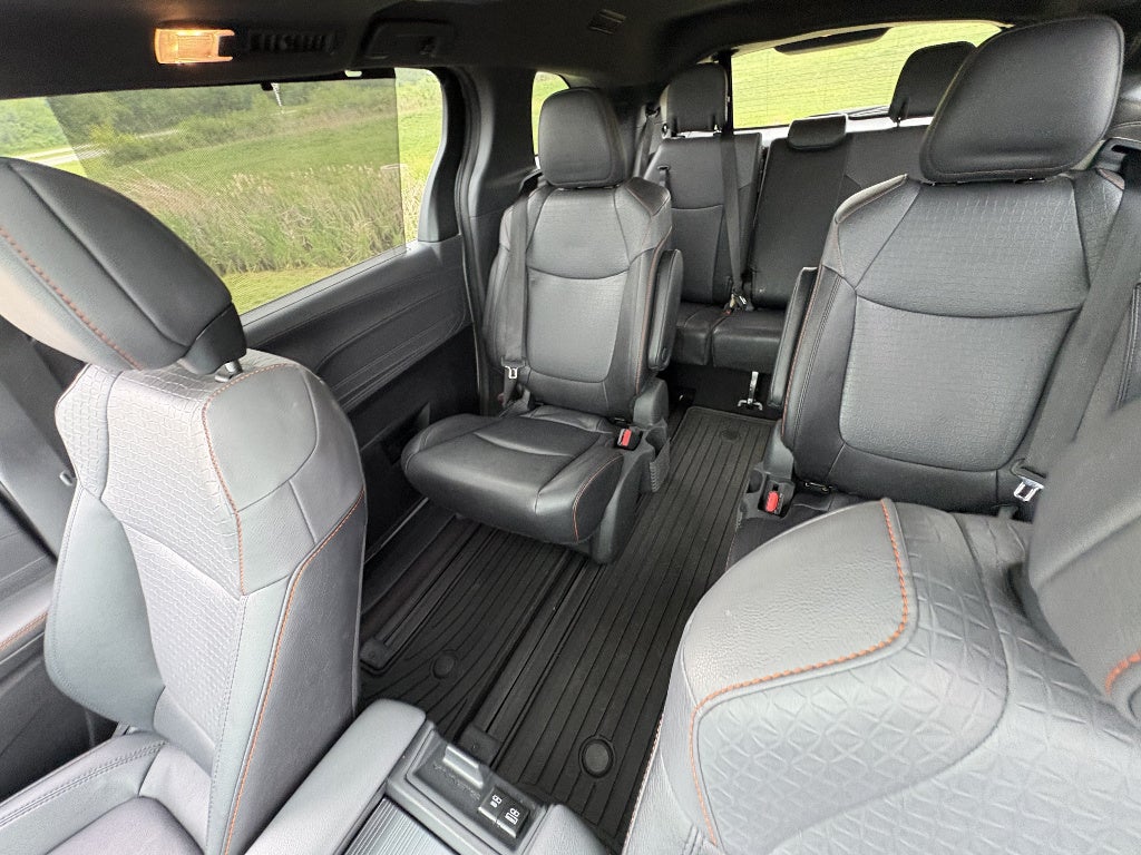 2023 Toyota Sienna XSE 7-Passenger