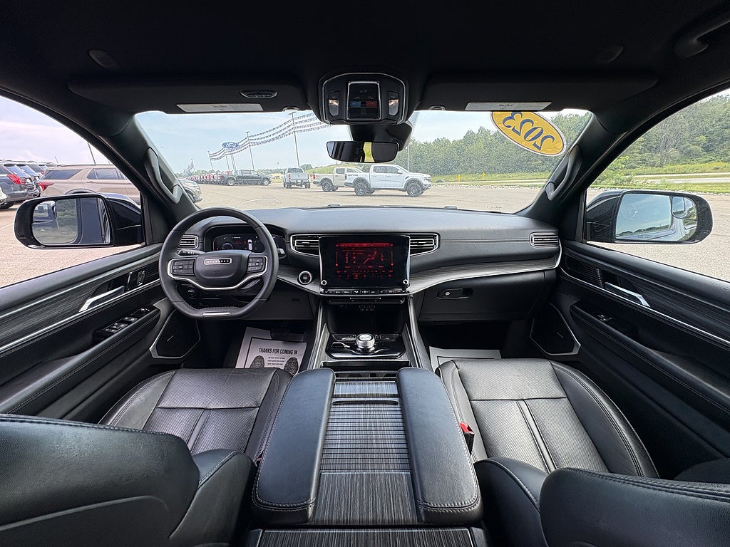 2023 Jeep Wagoneer L Series II