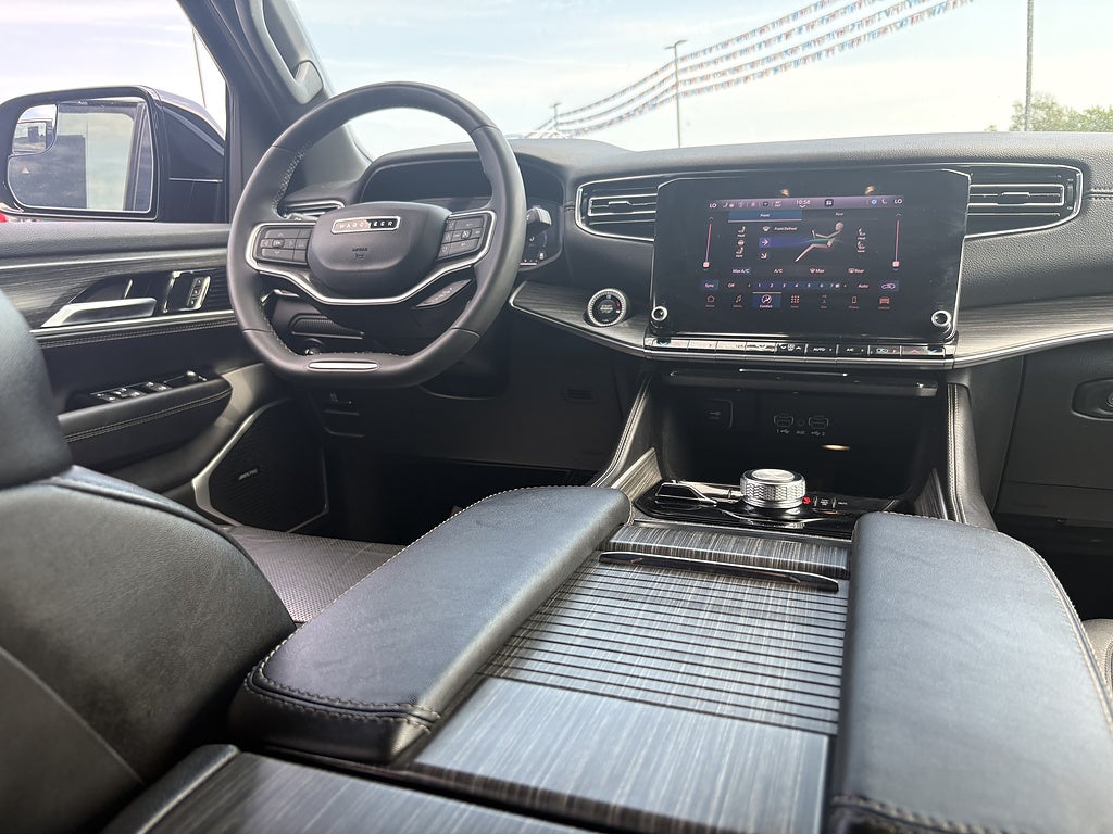 2023 Jeep Wagoneer L Series II