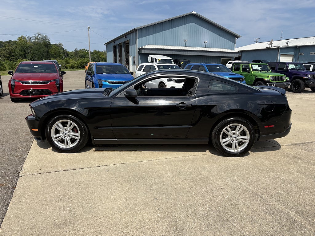 2010 Ford Mustang V6