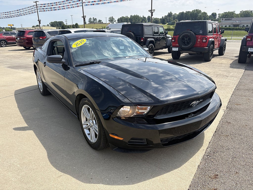 2010 Ford Mustang V6