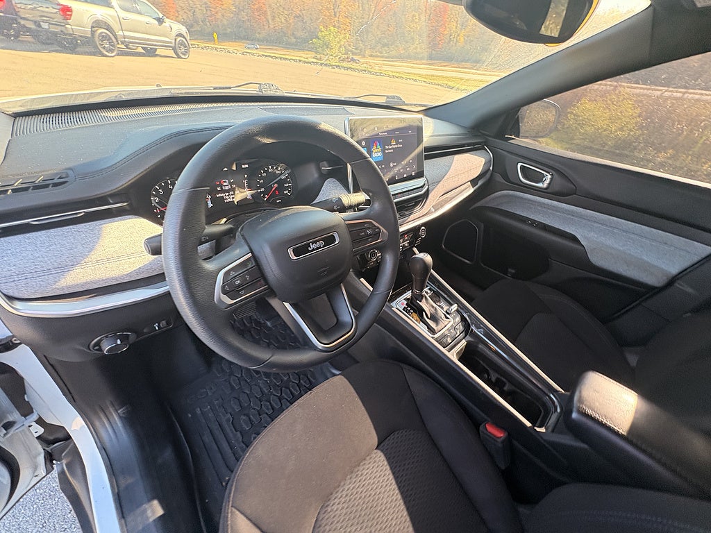 2023 Jeep Compass Sport