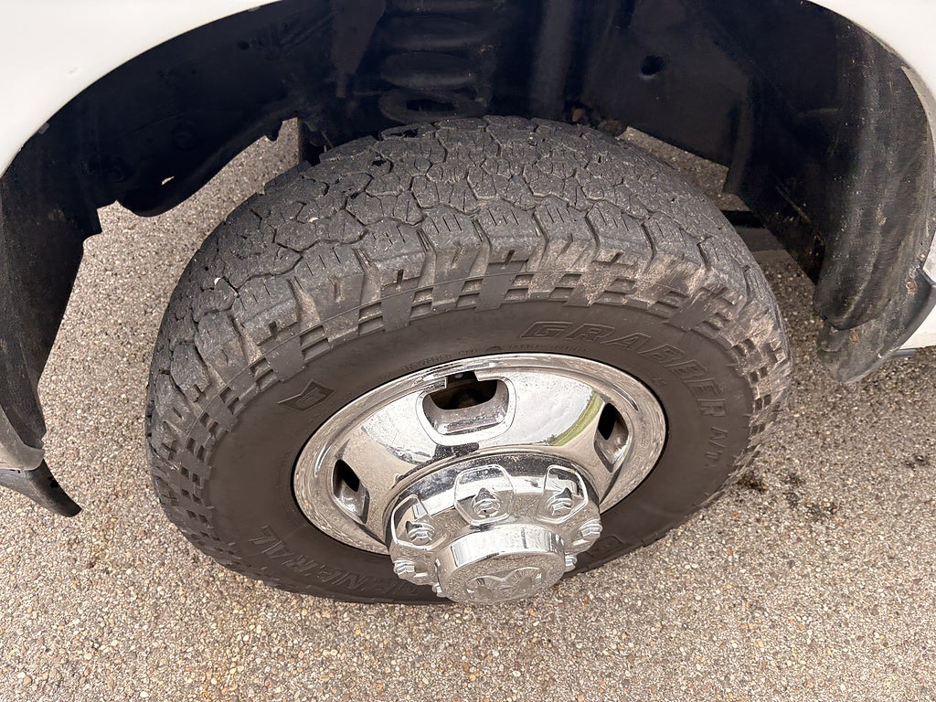 2024 RAM 3500 Chassis Cab 4X4 4dr Crew Cab 172.4 in. WB
