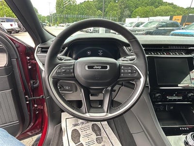 2025 Jeep Grand Cherokee Laredo 4x4