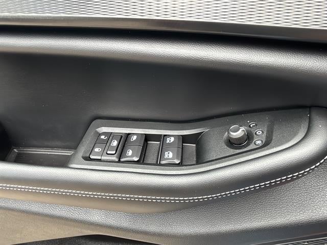 2025 Jeep Grand Cherokee Laredo 4x4