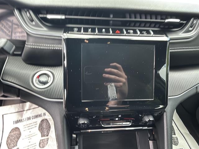 2025 Jeep Grand Cherokee Laredo 4x4