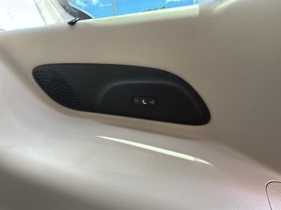 2021 Chrysler Pacifica Limited AWD