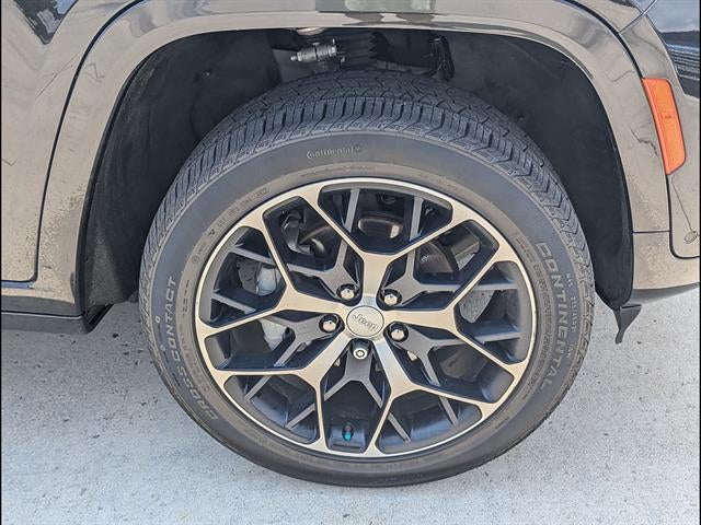 2023 Jeep Grand Cherokee Summit Reserve
