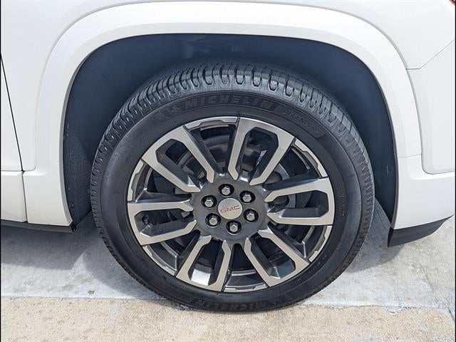 2020 GMC Acadia Denali