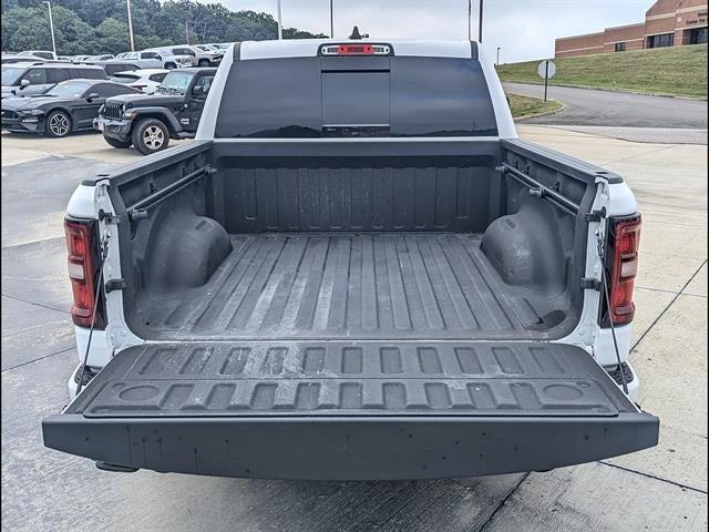 2025 RAM 1500 Big Horn Crew Cab 4x4 5'7" Box