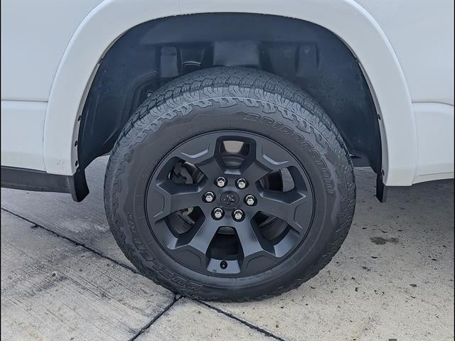 2025 RAM 1500 Big Horn Crew Cab 4x4 5'7" Box