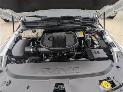 2025 RAM 1500 Big Horn Crew Cab 4x4 5'7" Box
