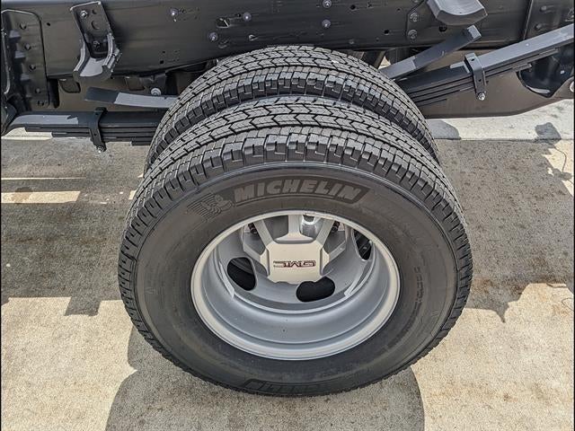 2026 GMC Sierra 3500 HD Chassis Cab Pro