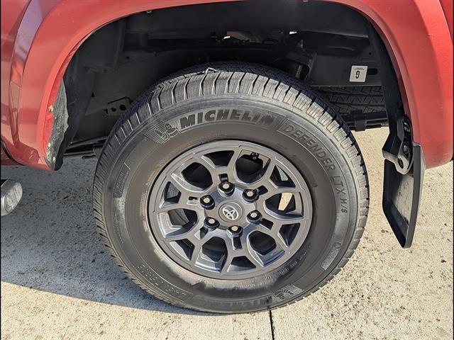 2018 Toyota Tacoma SR5 V6