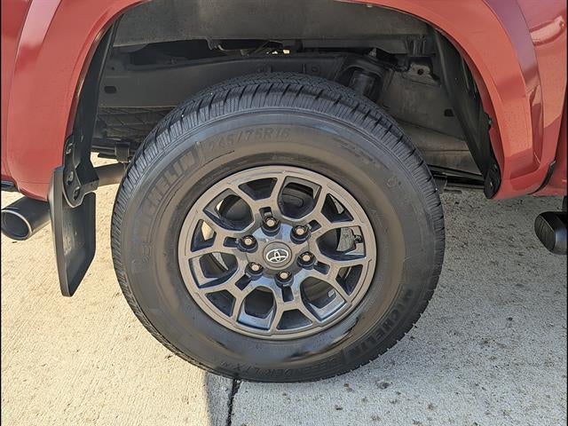 2018 Toyota Tacoma SR5 V6