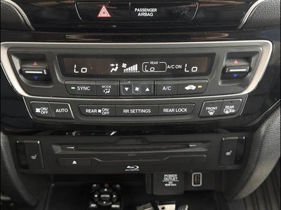 2022 Honda Pilot AWD Touring 7 Passenger