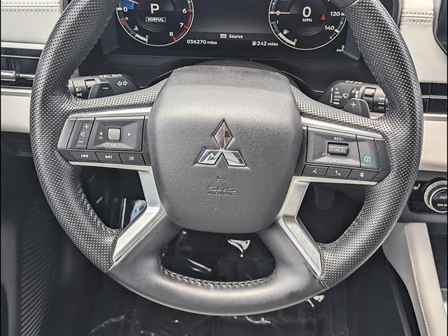 2023 Mitsubishi Outlander SEL
