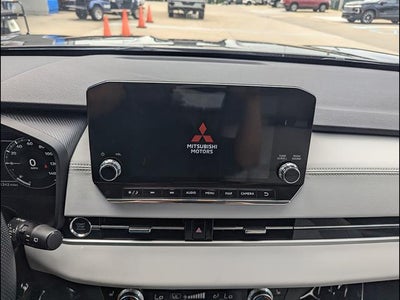 2023 Mitsubishi Outlander SEL