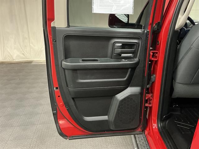 2018 RAM 1500 Express Quad Cab 4x4 6'4" Box