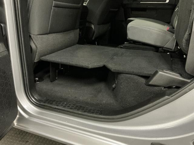 2023 RAM 1500 Classic SLT Crew Cab 4x4 5'7" Box