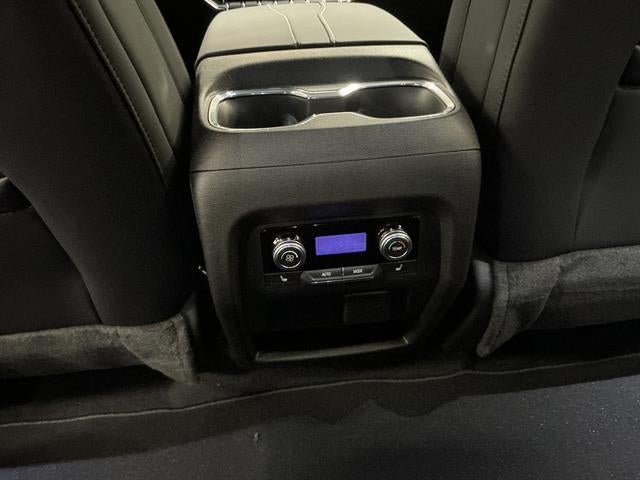 2027 GMC Acadia Elevation - Photo 20