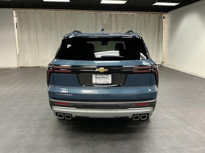 2025 Chevrolet Traverse LT