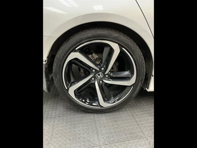 2019 Honda Accord Hybrid Touring
