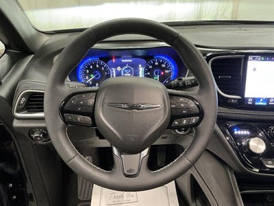 2024 Chrysler Pacifica Limited AWD