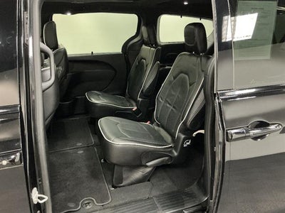 2024 Chrysler Pacifica Limited AWD