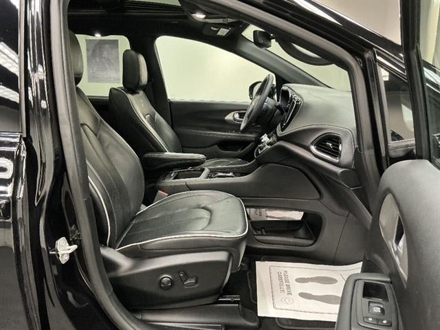 2024 Chrysler Pacifica Limited AWD