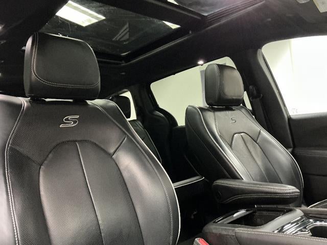 2024 Chrysler Pacifica Limited AWD
