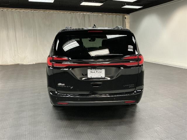 2024 Chrysler Pacifica Limited AWD