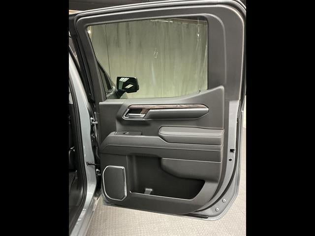 2026 GMC Sierra 1500 SLT - Photo 24