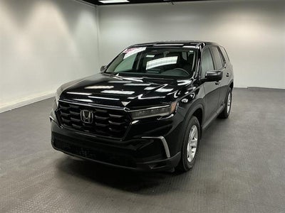 2023 Honda Pilot AWD LX