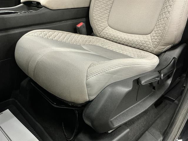 2023 Honda Pilot AWD LX