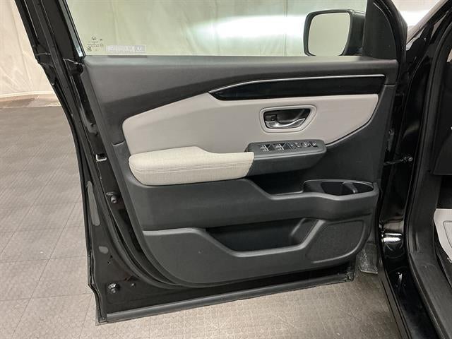 2023 Honda Pilot AWD LX