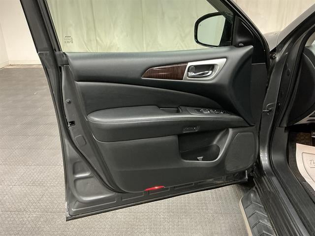 2015 Nissan Pathfinder Platinum